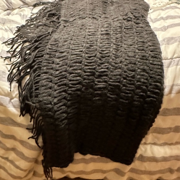 Gray Infinity Scarf - Picture 5 of 7